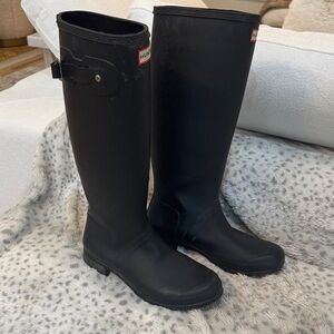 Hunter Classic Black Waterproof Boots
